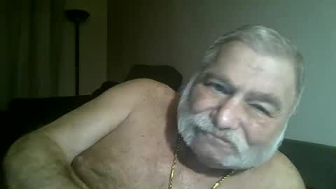 Snapshot of louis_chokdee chatting on December 2024 04:15:01 PM louis_chokdee online show from December 2024 04:15:01 PM