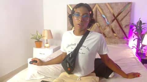 Louis Valdz online show from December 2024 08:53:02 PM