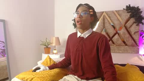 Louis Valdz online show from December 2024 08:26:02 PM