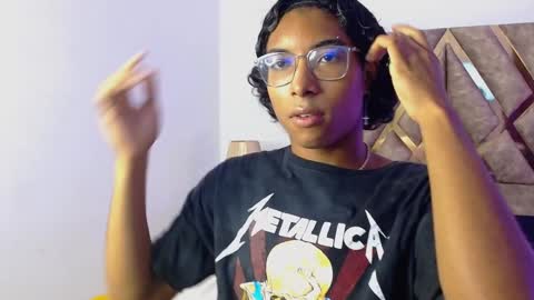 Louis Valdz online show from December 2024 08:28:02 PM