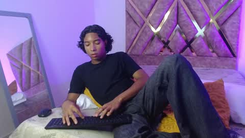 Louis Valdz online show from January 2025 09:20:02 PM