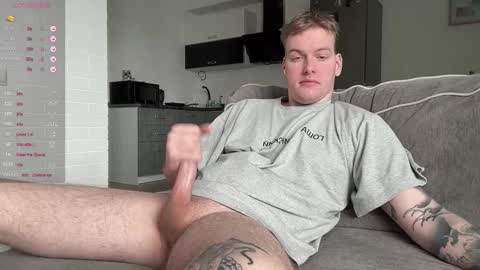 Snapshot of louisjafferson chatting on March 2026 10:20:01 AM Louis online show from March 2026 10:20:01 AM