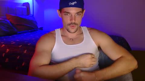 Snapshot of louisvalmer chatting on October 2025 02:45:02 AM Louis Valmer online show from October 2025 02:45:02 AM