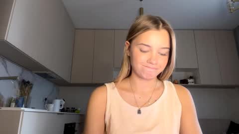 Eliza online show from April 2026 01:16:01 PM