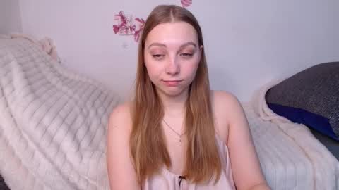 love bella  online show from March 2026 12:14:01 AM