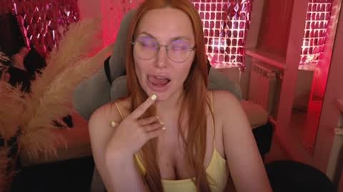 Snapshot of love_call chatting on February 2025 06:01:02 AM love_call online show from February 2025 06:01:02 AM