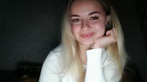 Snapshot of love_dom_meg chatting on April 2026 04:38:02 AM Megane online show from April 2026 04:38:02 AM