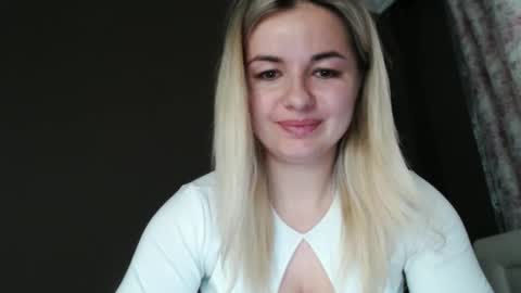 Snapshot of love_dom_meg chatting on May 2026 10:10:01 AM Megane online show from May 2026 10:10:01 AM