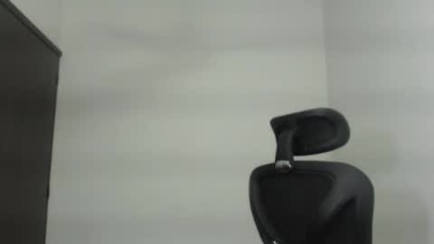 Nina online show from March 2025 09:29:02 PM