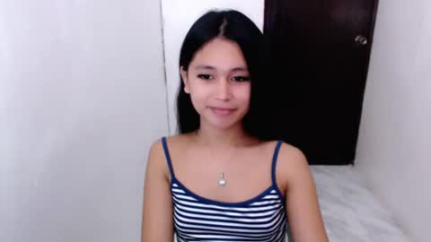 Snapshot of love_jessi chatting on May 2026 01:07:02 PM love_jessi online show from May 2026 01:07:02 PM