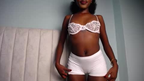 Miah online show from October 2025 02:51:01 PM