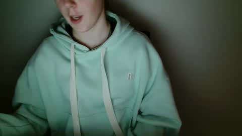 Snapshot of love_vivian chatting on February 2026 11:04:02 AM Vivian online show from February 2026 11:04:02 AM