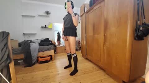 Love online show from November 2025 06:53:02 PM