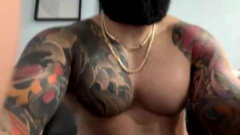 loveathickbitch online show from September 2025 07:38:01 PM