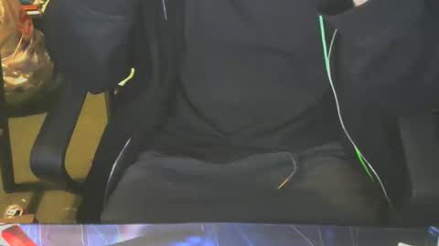 lovebird71 online show from November 2025 04:29:02 AM