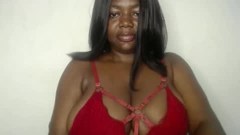 Snapshot of lovecumsluttie chatting on October 2025 11:36:01 PM mila online show from October 2025 11:36:01 PM