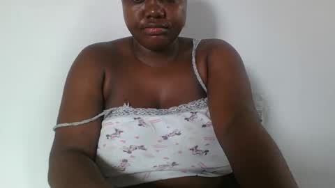 mila online show from December 2025 01:05:02 PM