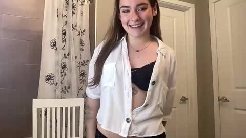 Olivia Rose online show from March 2026 08:35:02 PM