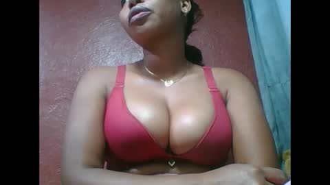 loveinlife750427 online show from October 2025 05:40:01 AM