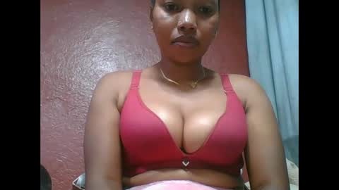 loveinlife750427 online show from November 2025 05:39:01 AM