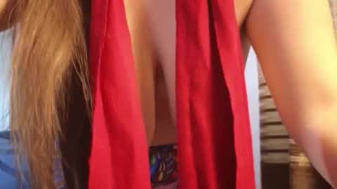 Amber online show from November 2025 07:02:02 PM