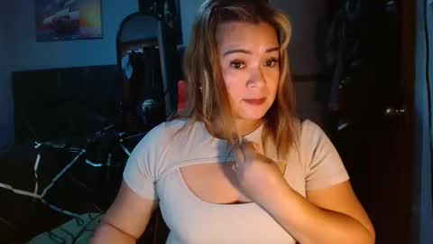 Snapshot of lovely_amara chatting on March 2026 01:04:01 PM lovely_amara online show from March 2026 01:04:01 PM