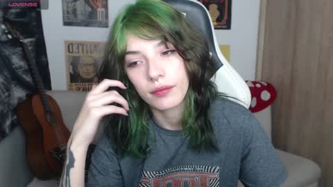 Snapshot of lovely_cass chatting on December 2024 12:51:02 AM Cassie online show from December 2024 12:51:02 AM