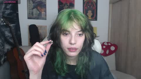 Snapshot of lovely_cass chatting on December 2024 06:22:02 AM Cassie online show from December 2024 06:22:02 AM