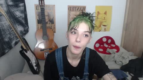 Snapshot of lovely_cass chatting on December 2024 06:10:02 AM Cassie online show from December 2024 06:10:02 AM