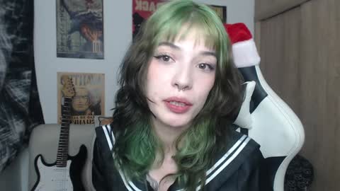 Snapshot of lovely_cass chatting on December 2024 01:11:02 AM Cassie online show from December 2024 01:11:02 AM
