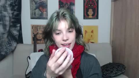 Snapshot of lovely_cass chatting on February 2025 04:48:02 AM Cassie online show from February 2025 04:48:02 AM