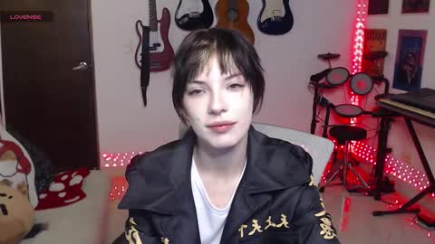 Snapshot of lovely_cass chatting on October 2025 12:02:01 AM Cassie online show from October 2025 12:02:01 AM