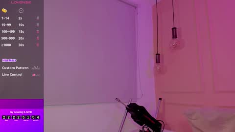 Emma online show from October 2025 02:07:02 PM