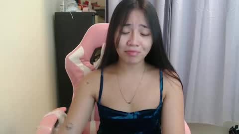 lovely_leah23 online show from October 2025 05:16:02 AM