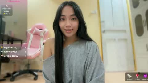 Snapshot of lovely_leah23 chatting on April 2026 09:15:01 PM lovely_leah23 online show from April 2026 09:15:01 PM