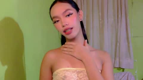 Snapshot of lovely_nephi_intown chatting on March 2026 04:02:02 PM lovely_nephi_intown online show from March 2026 04:02:02 PM