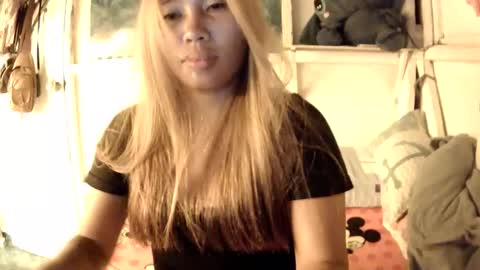 Snapshot of lovely_shei chatting on April 2026 03:15:01 PM lovely online show from April 2026 03:15:01 PM