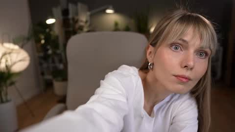 Snapshot of lovely_tammy chatting on May 2026 12:24:02 PM Very miss youWill be back soon Tammy online show from May 2026 12:24:02 PM