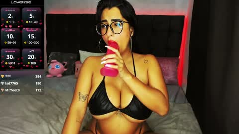 lovely violet13 online show from February 2025 08:56:01 PM