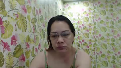 lovelyasiancutie online show from November 2025 08:40:02 PM