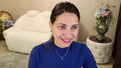 Snapshot of lovelybeatricee chatting on February 2026 06:07:01 AM Beatrice online show from February 2026 06:07:01 AM