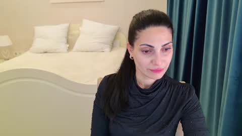 Snapshot of lovelybeatricee chatting on June 2026 07:08:01 PM Beatrice online show from June 2026 07:08:01 PM