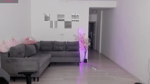 lovelybianca_ online show from April 2026 07:44:01 PM