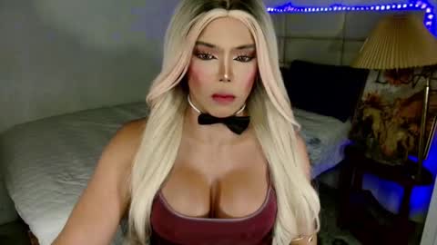 Snapshot of lovelycarel_777 chatting on December 2025 08:48:02 PM LOVELY CAREL 777 online show from December 2025 08:48:02 PM