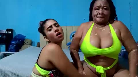 Snapshot of lovelycats26 chatting on May 2026 03:15:01 AM lovelycats26 online show from May 2026 03:15:01 AM