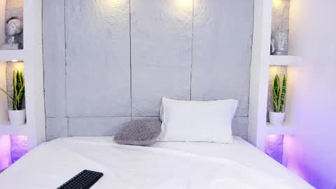 Lovely online show from March 2026 05:03:01 PM