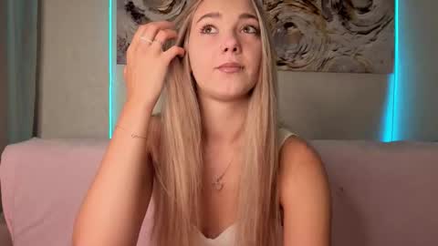 lovelygracee online show from March 2026 03:08:01 PM