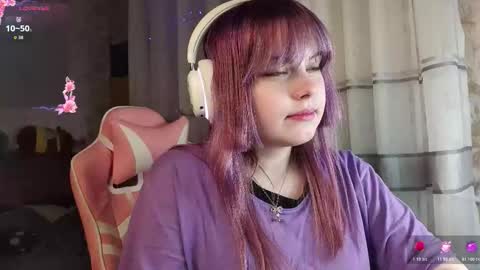 Snapshot of lovelykristii chatting on March 2026 09:43:02 PM hristie online show from March 2026 09:43:02 PM