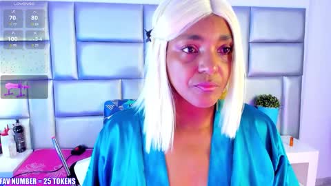 Nicky online show from November 2025 01:03:01 PM