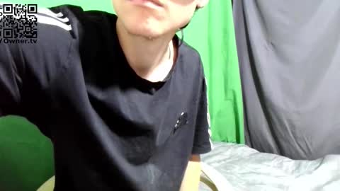 Snapshot of lovelyowner chatting on November 2025 11:52:01 PM .com online show from November 2025 11:52:01 PM